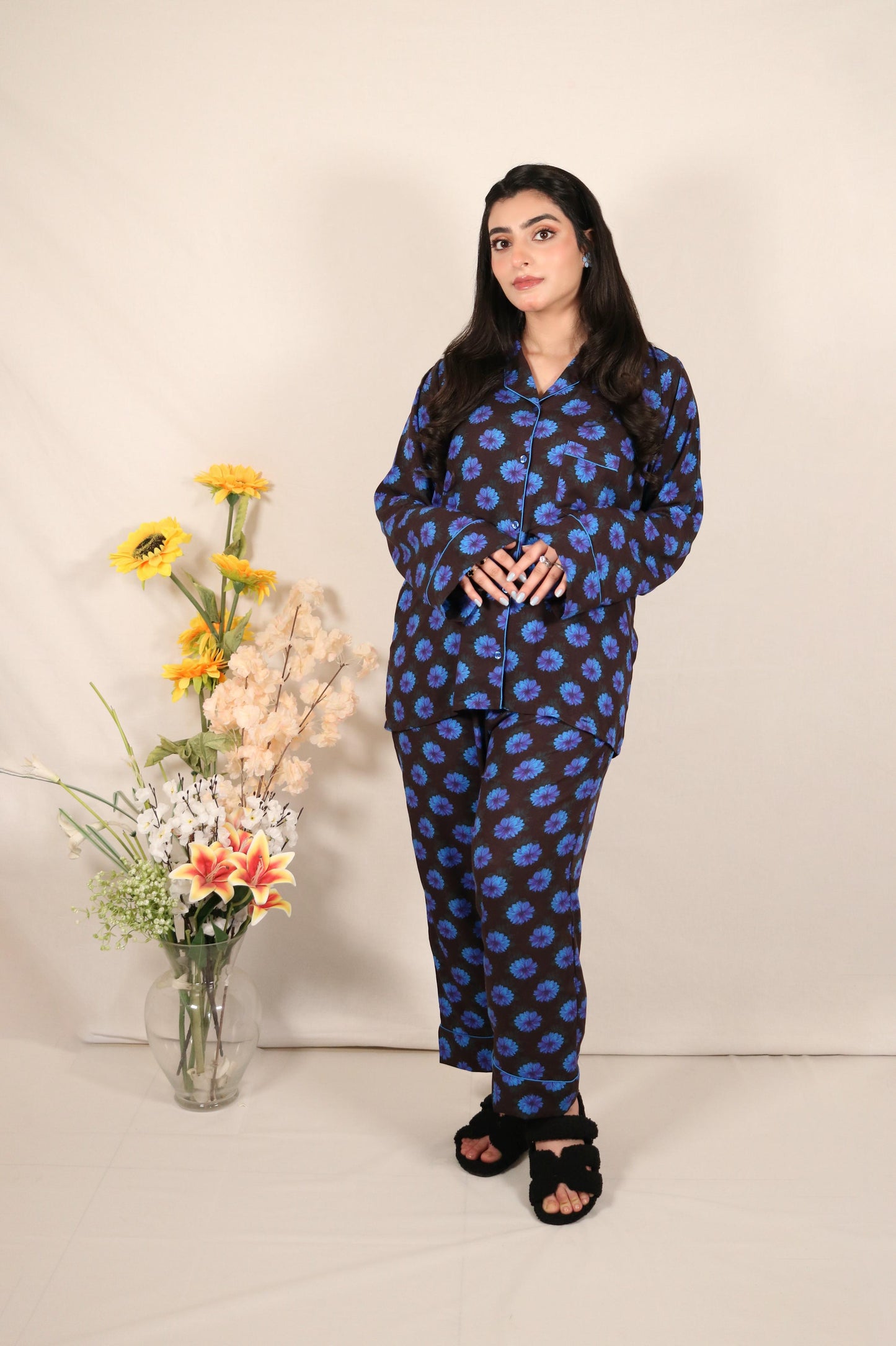 Blue Sunflower 2-Piece Stitched Sleepwear