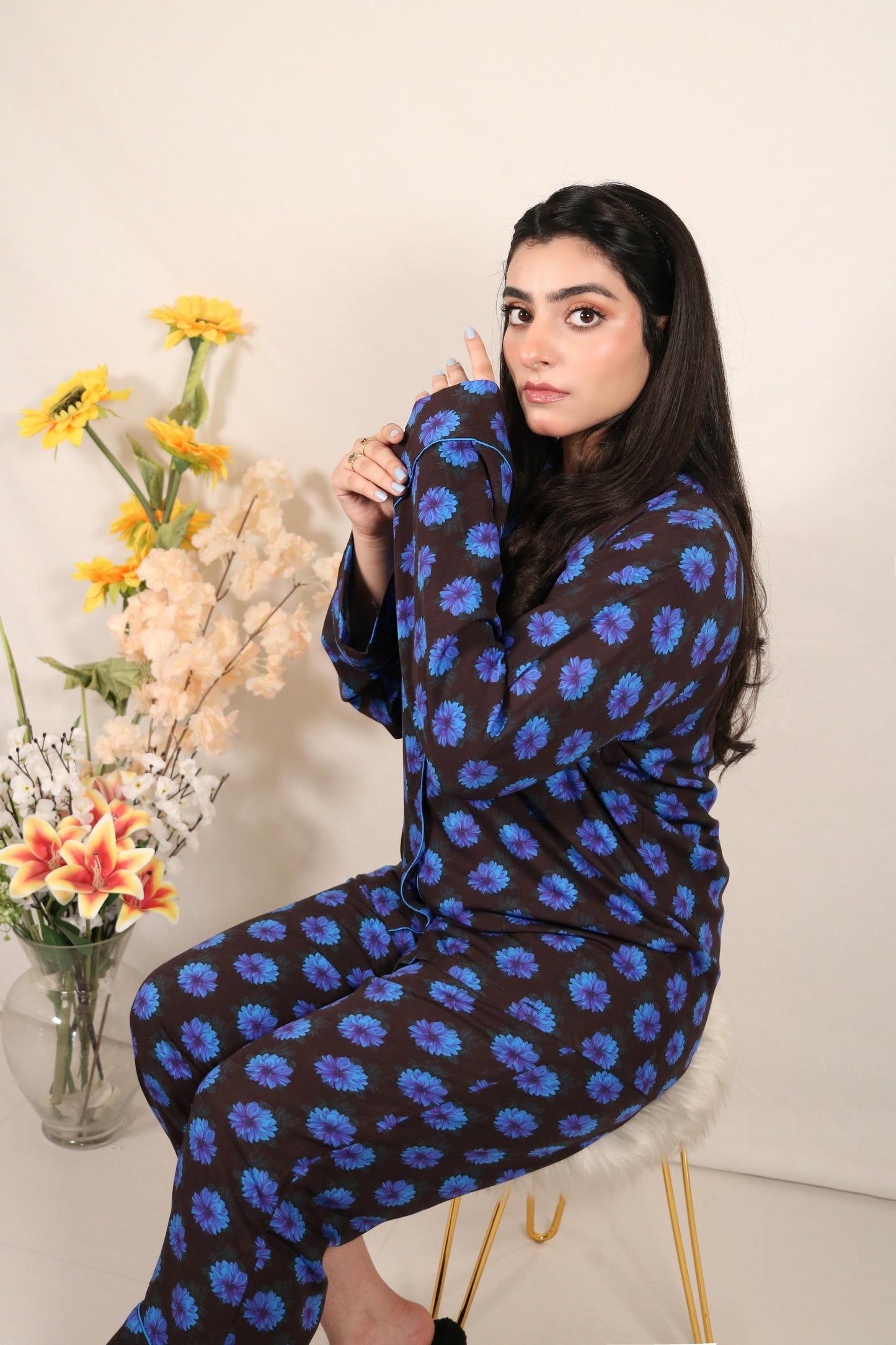 Blue Sunflower 2-Piece Stitched Sleepwear