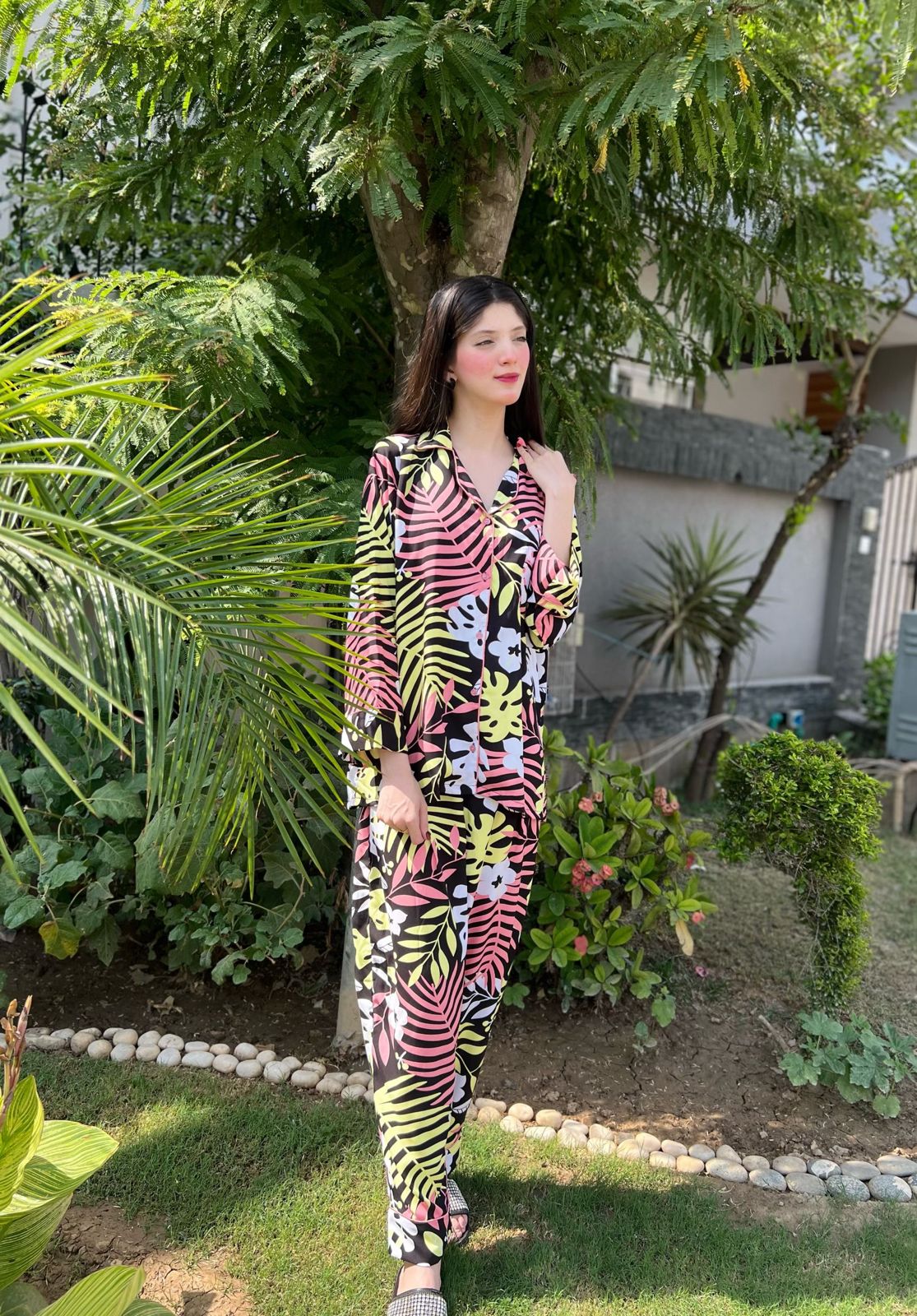 Forest Leaves Print 2-Piece Stitched Sleepwear