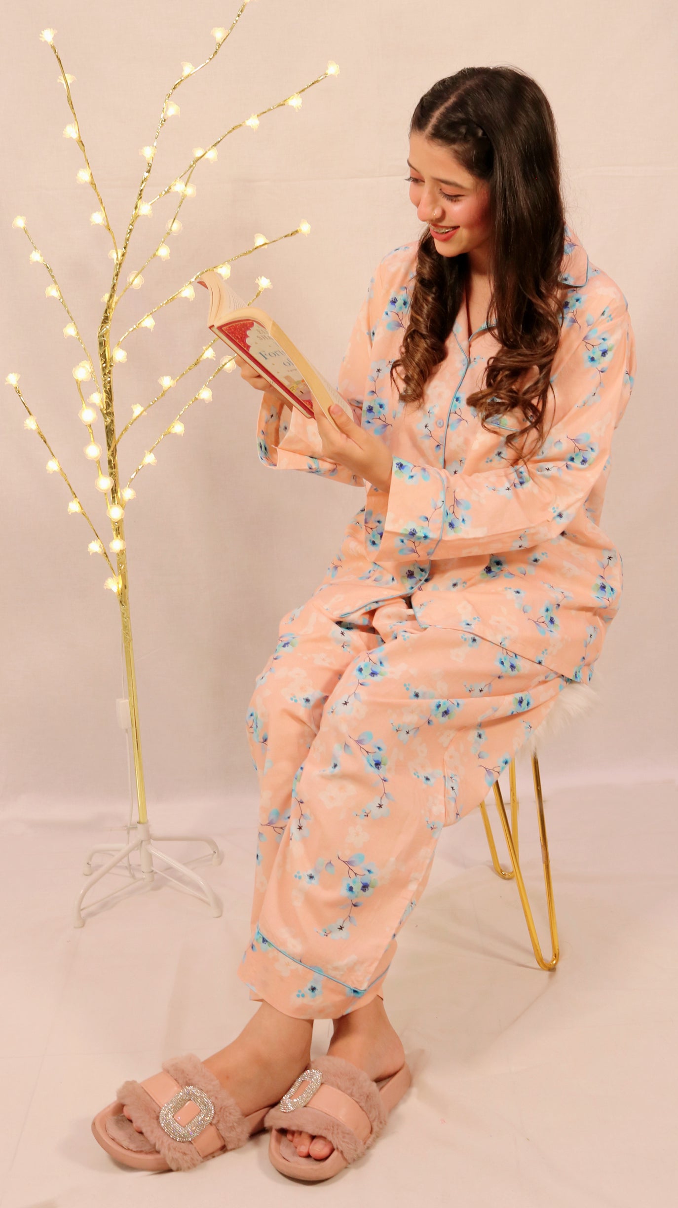 Daffodils 2-Piece Stitched Sleepwear