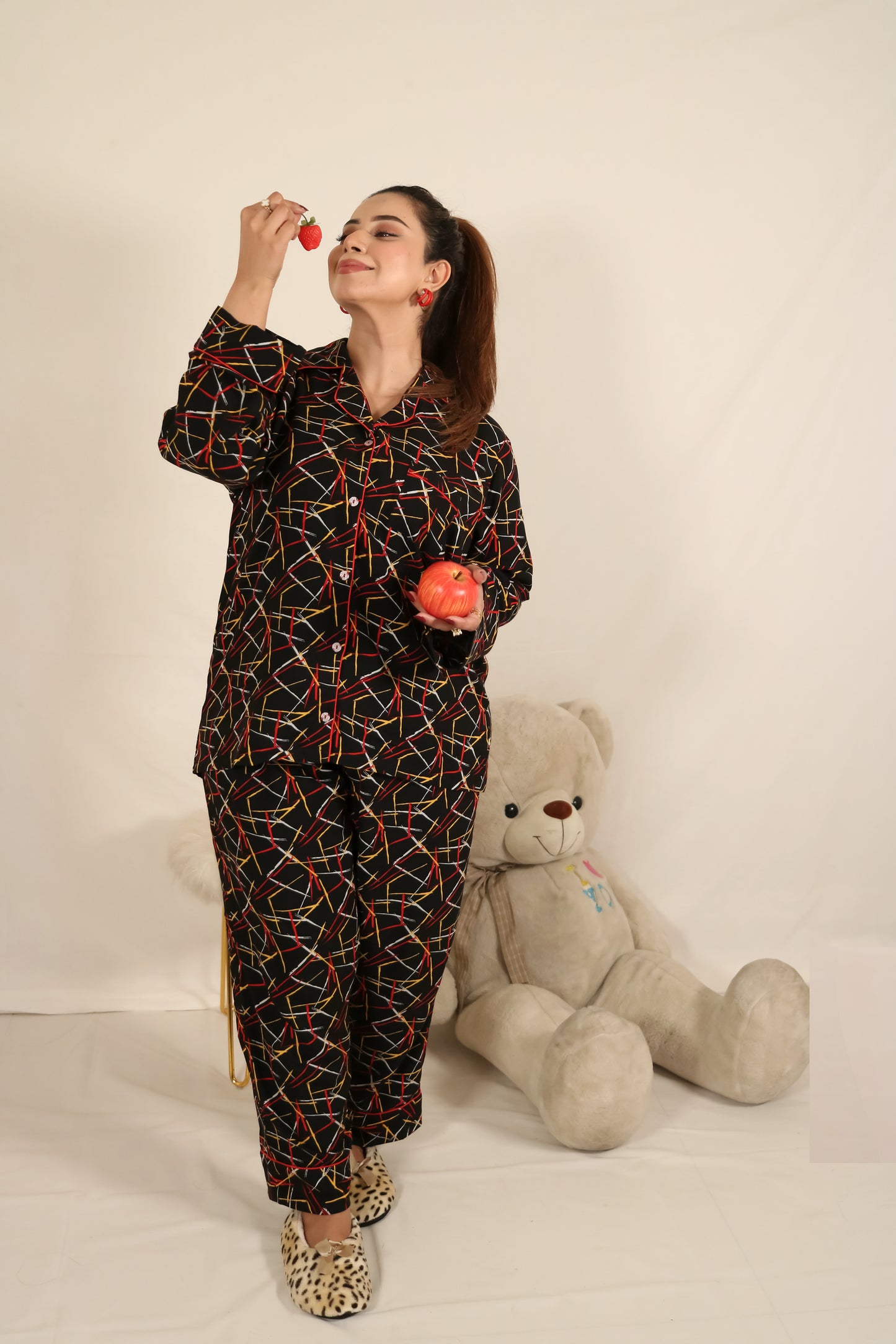 Paint Lines 2-Piece Stitched Sleepwear