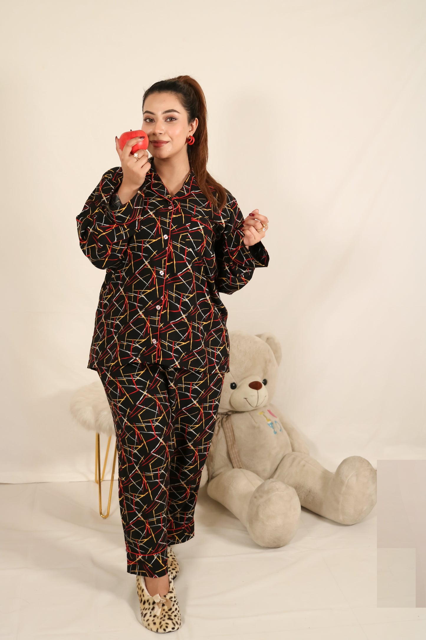 Paint Lines 2-Piece Stitched Sleepwear
