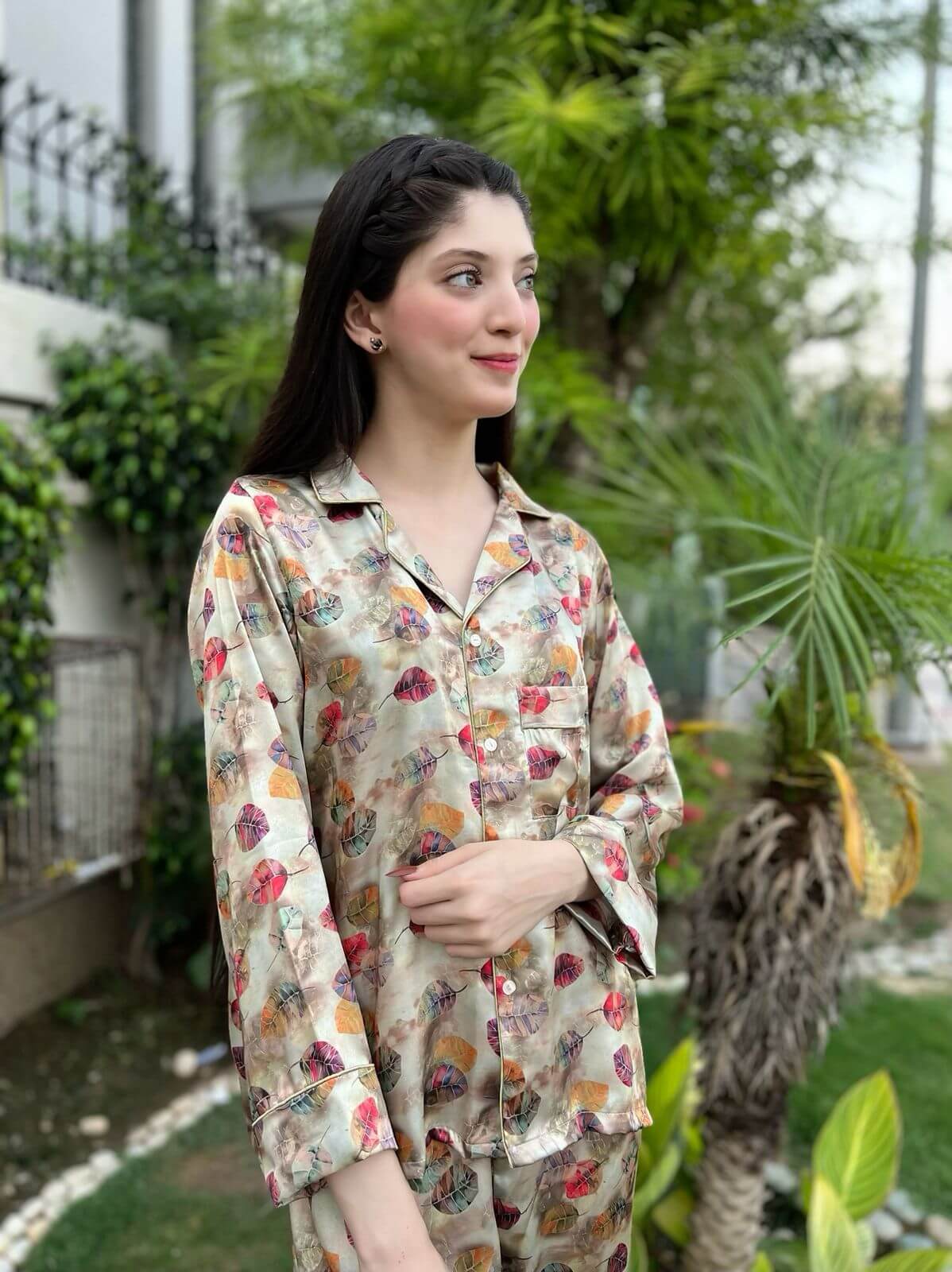 Colourfull Leaves Print 2-Piece Stitched Sleepwear