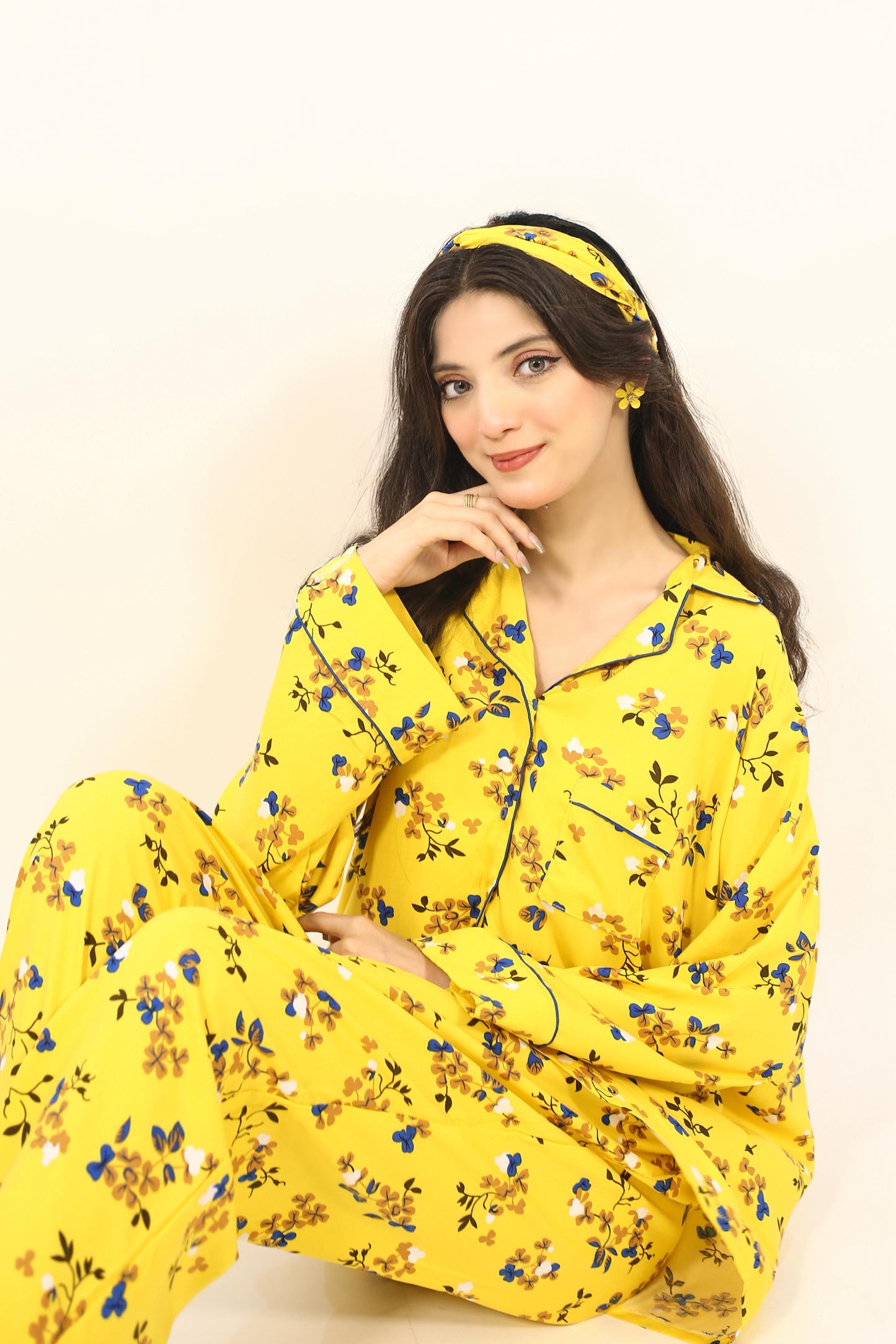 Floral Fantasy 2-Piece Stitched Sleepwear