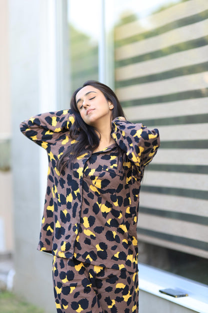 Honey Bee Print Sleepwear