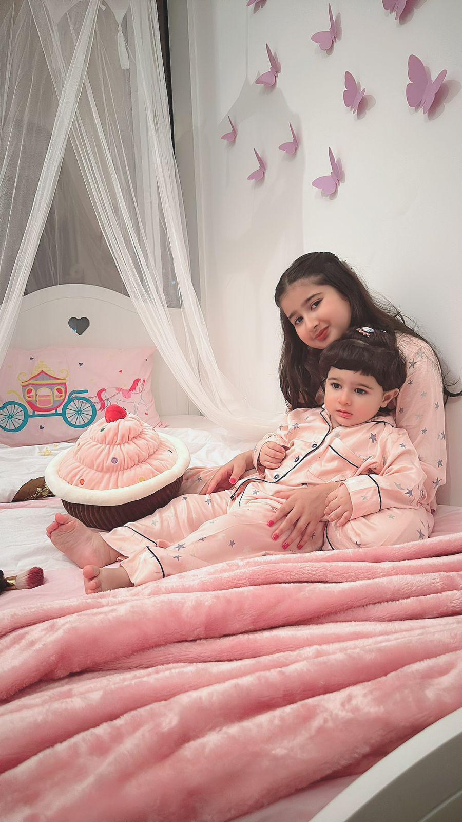 Shining Star 2-Piece Stitched Sleepwear